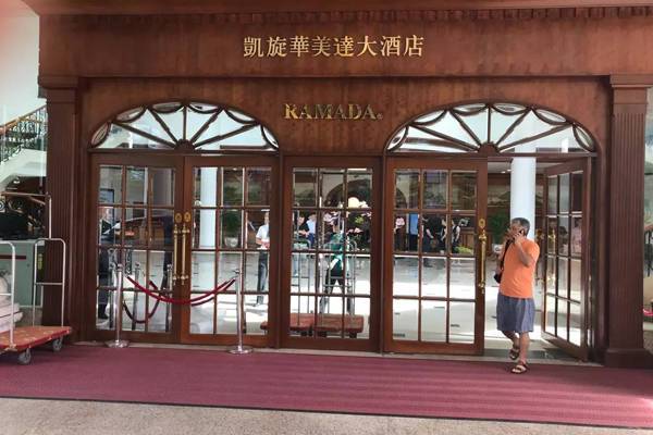 凯旋华酒店杨生在天眼厂家定制了一台5030安检机